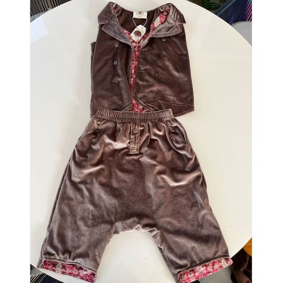 The Bae Hive 2 Piece Set, Brown Velvet, Girls Size 10, NWT - Picture 1 of 9